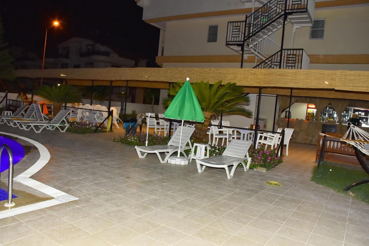 Nora Suit Hotel Side Luaran gambar